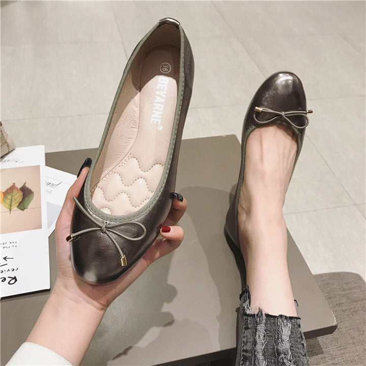 Round Toe Flat Pumps