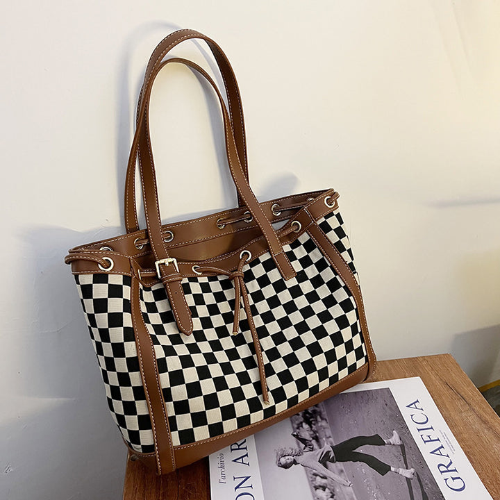 H&F Checkerboard Contrast Tote c