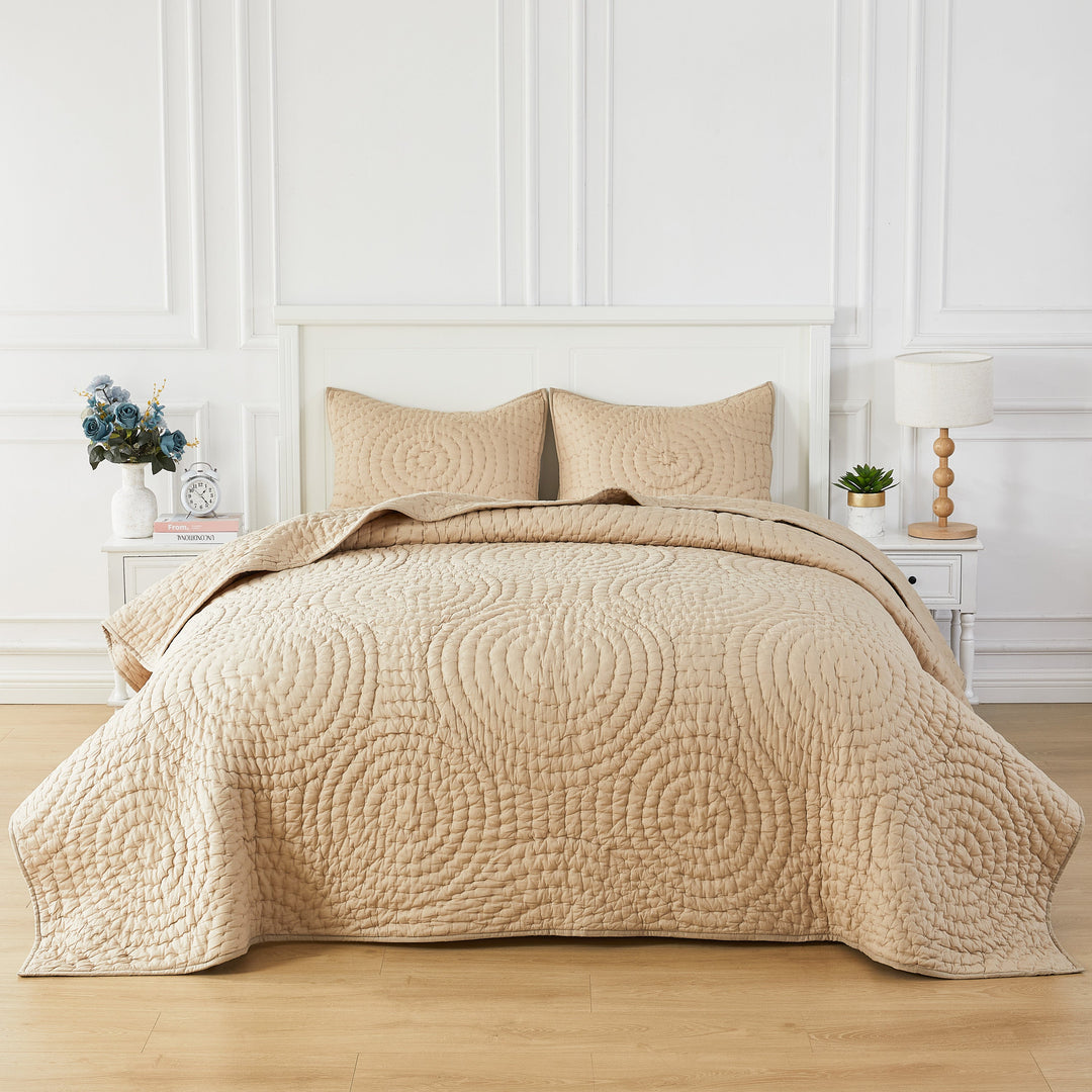 Halo Cotton Voile Hand Stitched Quilt Set