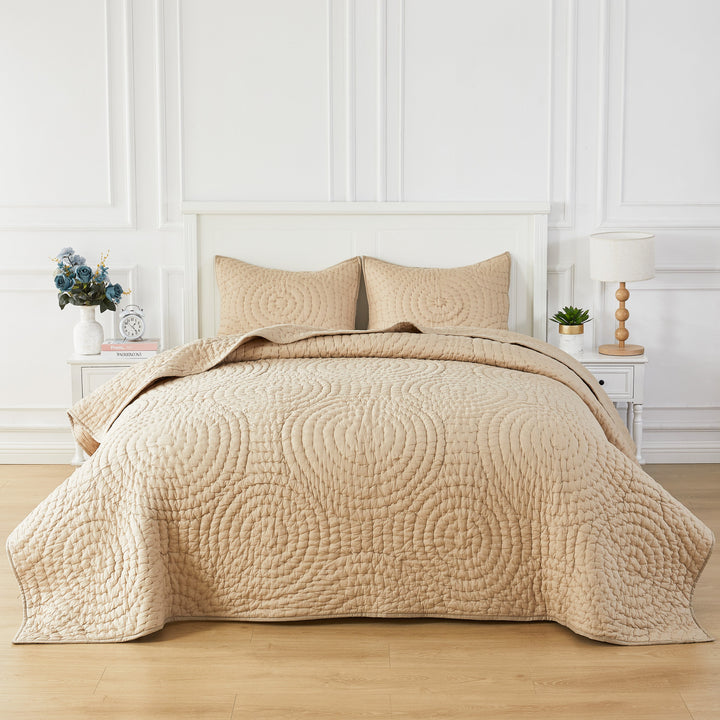 Halo Cotton Voile Hand Stitched Quilt Set