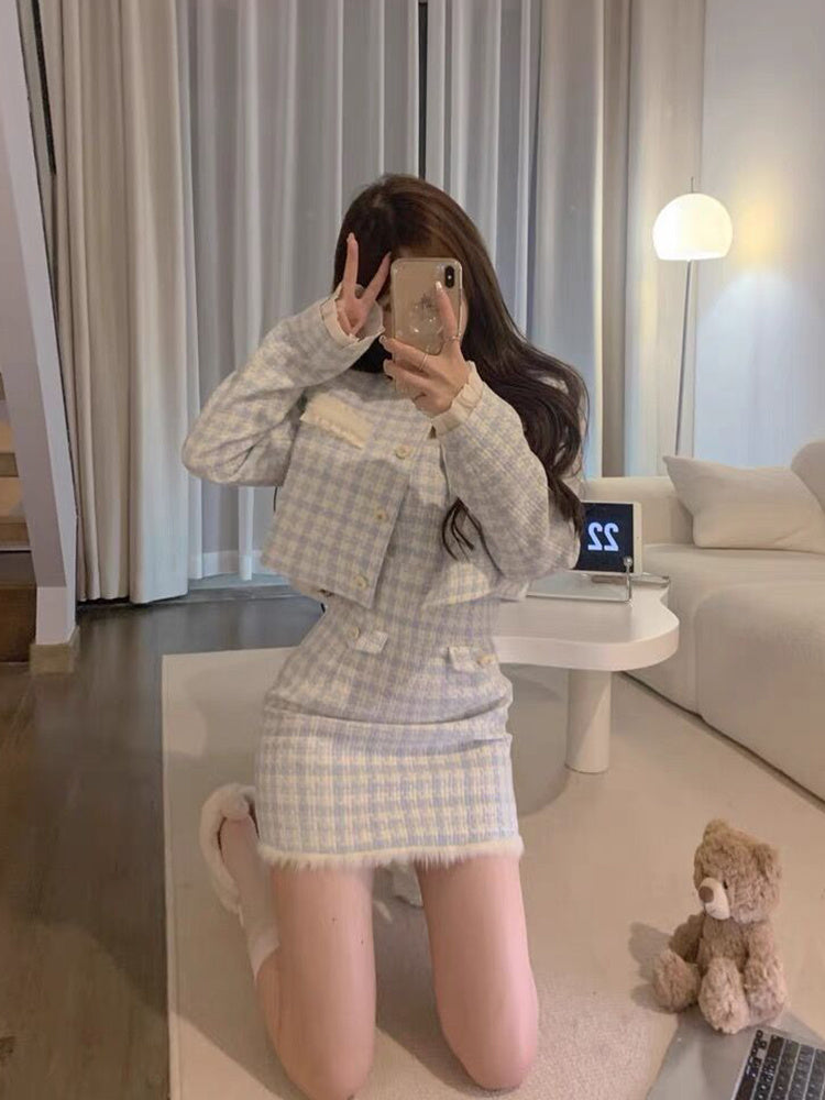 H&F Blue White Outfit c