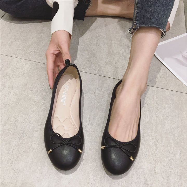 Round Toe Flat Pumps