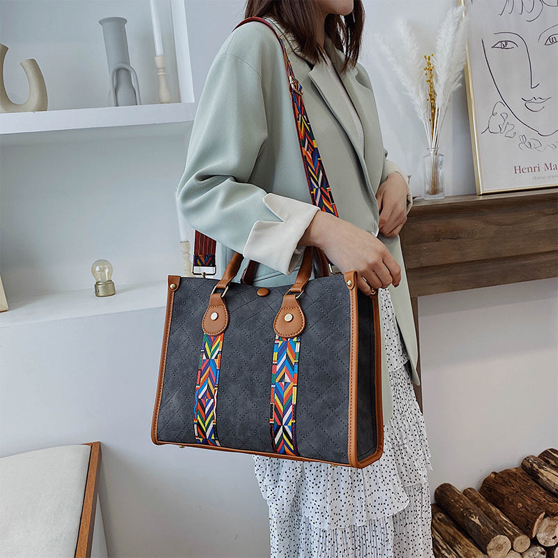 H&F Large Messenger Handbag c