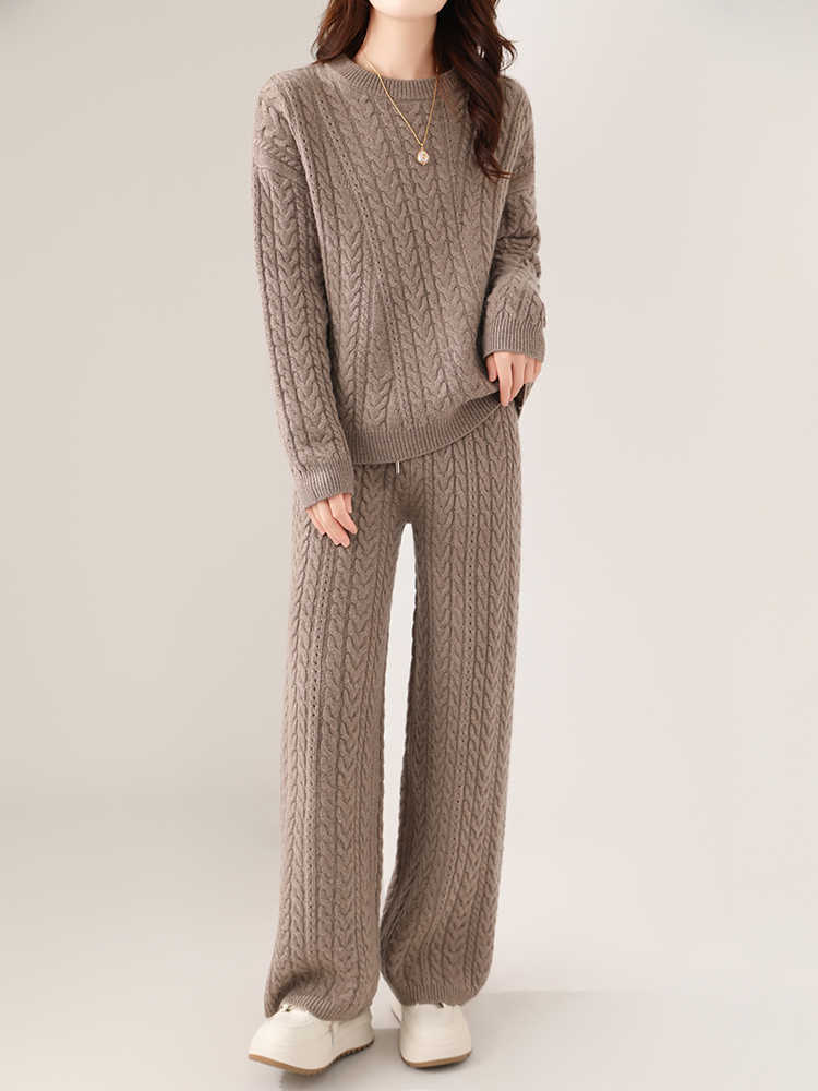 H&F Caramel Cable Knit c