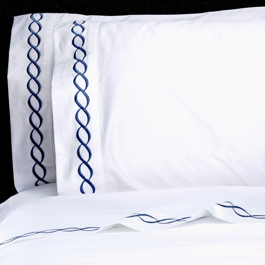 600 Thread Count Rope Embroidered Pillowcase Pair