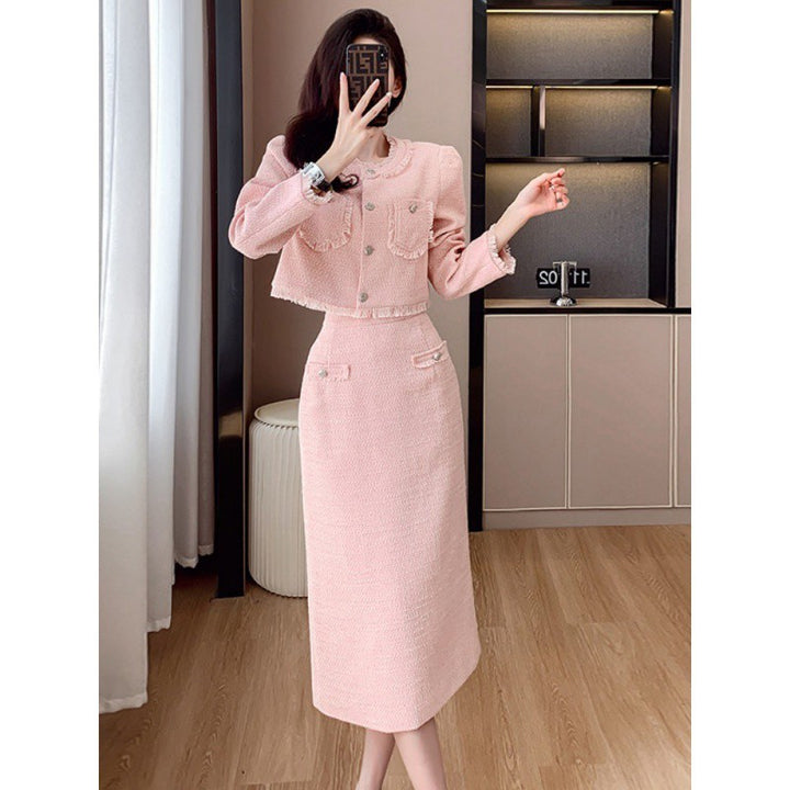 H&F Classic Skirt Suit c