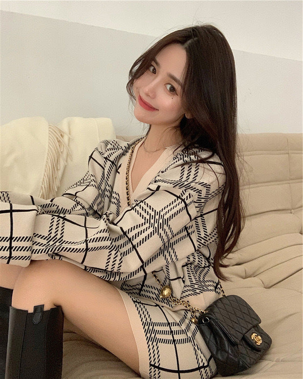 H&F Plaid Cardigan Outfit c