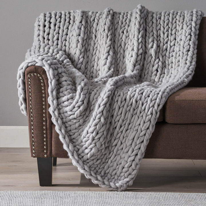 H&F Comfortable Knitted Blanket c