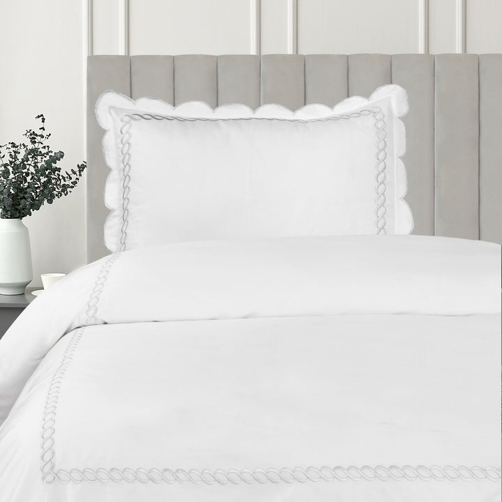 600 Thread Count Scallop Rope Embroidered Cotton Duvet Set