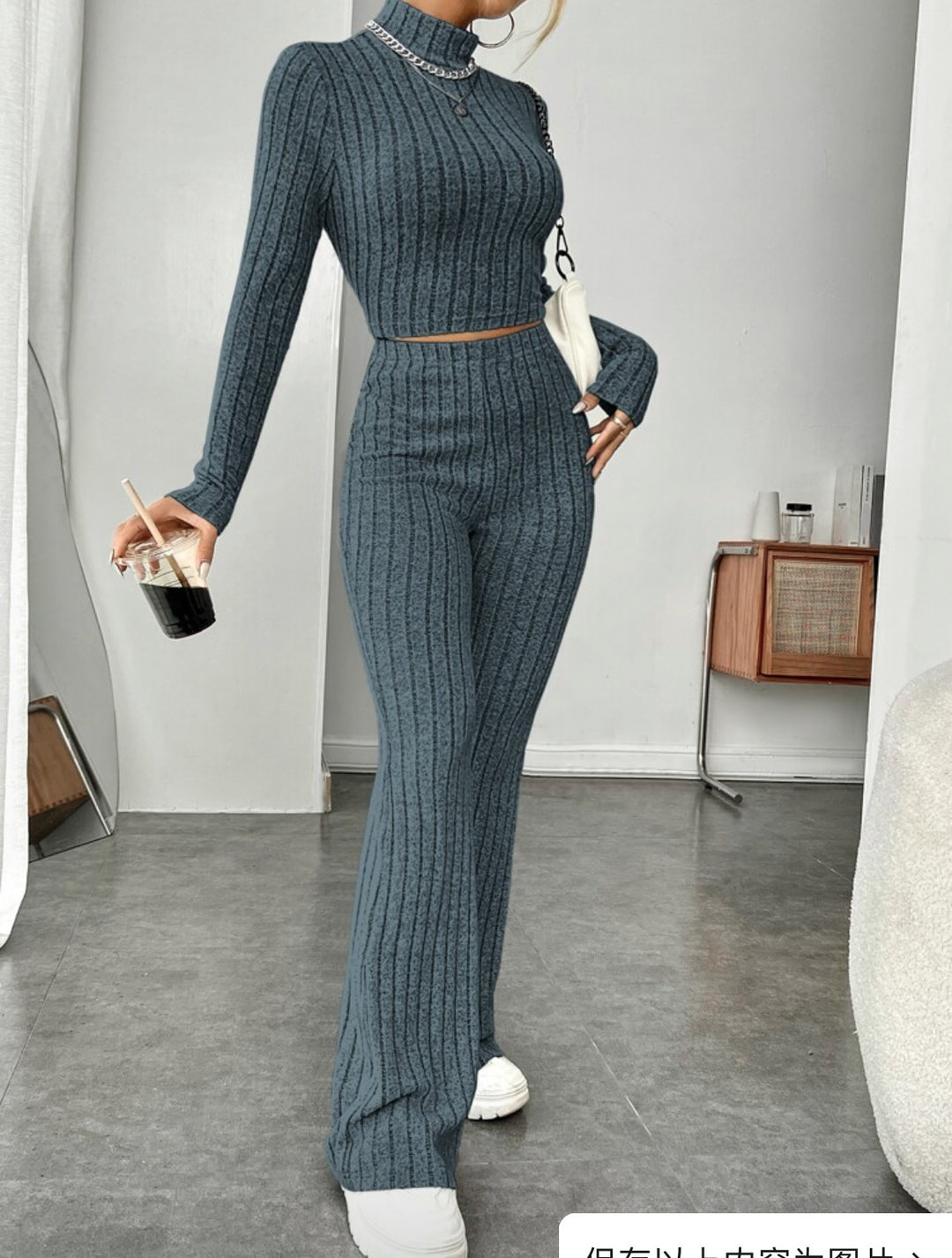 H&F Turtleneck Trouser Suit c